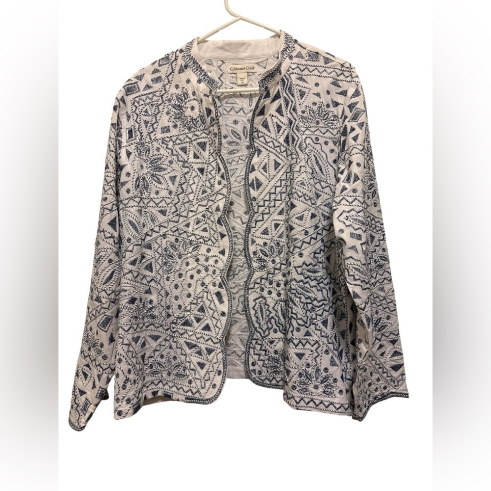Coldwater Creek 100% cotton White jacket with Blue Patterns
